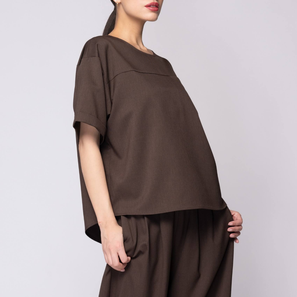 Tブラウス（半袖） ダークブラウン F | 【公式】まつ毛エクステ商材
