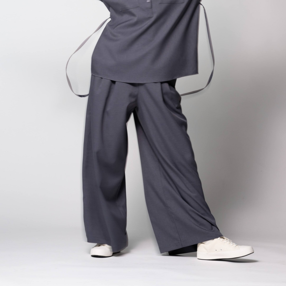 theory ワイドパンツ　ニット生地　ダークグレー新品 高身長 ストレッチチェックワイドパンツ 丈長め・トールサイズ