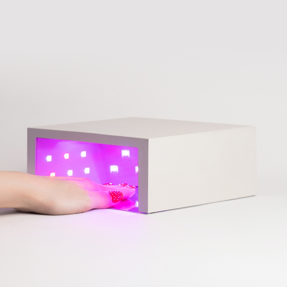 oui nailsネイルライト 美容機能付き | 【公式】まつ毛エクステ商材の