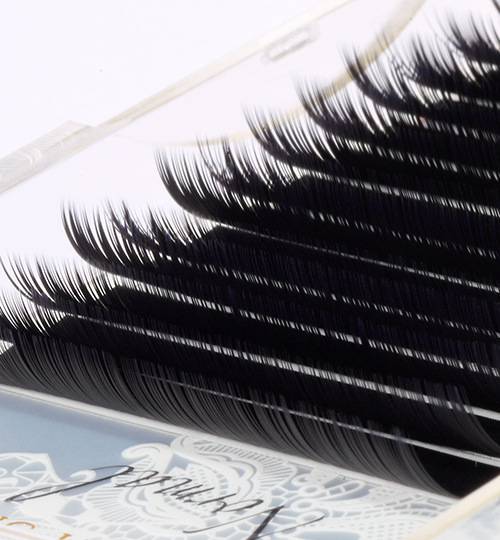 プラチナセーブル®｜まつ毛エクステ商材のMiss eye d'or | HISTORIC