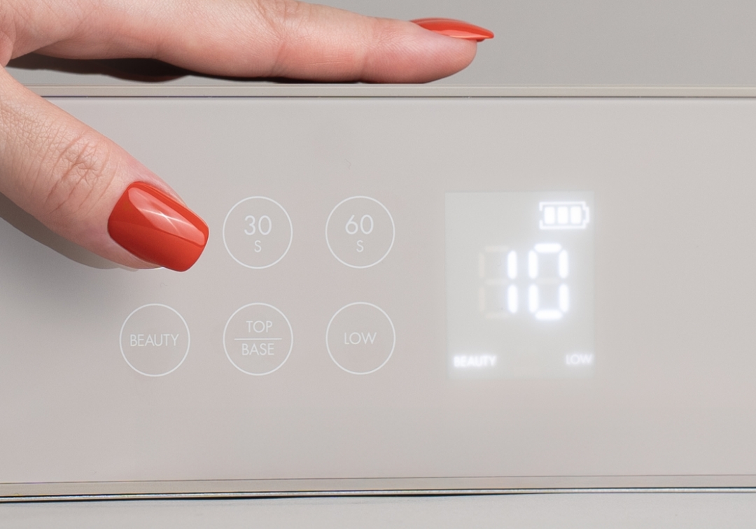 oui nailsネイルライト 美容機能付き | 【公式】まつ毛エクステ商材の