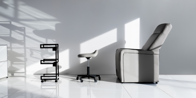 GANA | まつ毛エクステ商材のMiss eye d'or | HISTORIC