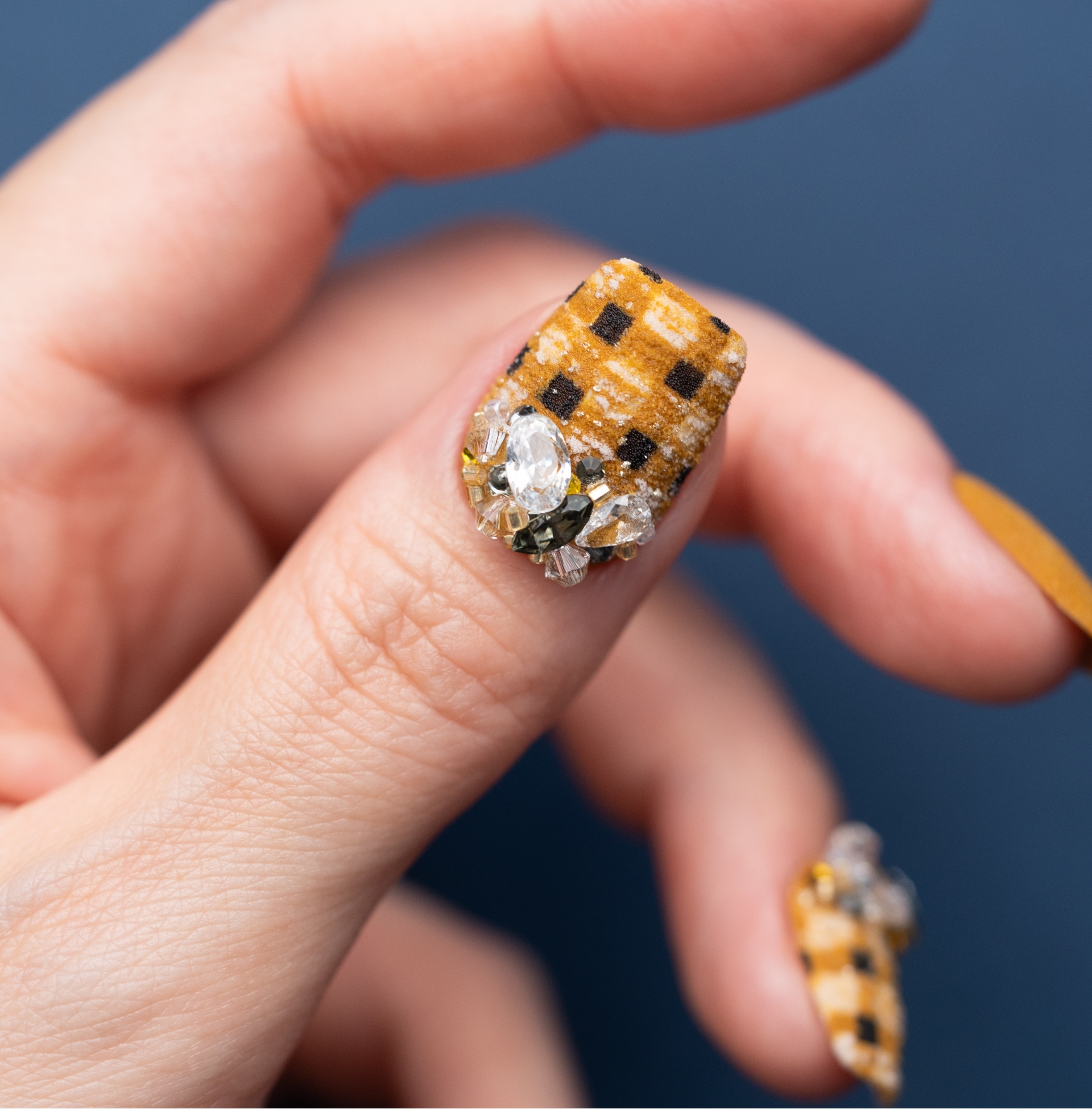 ouinails - creative-set｜まつ毛エクステ商材のMiss eye d'or | HISTORIC