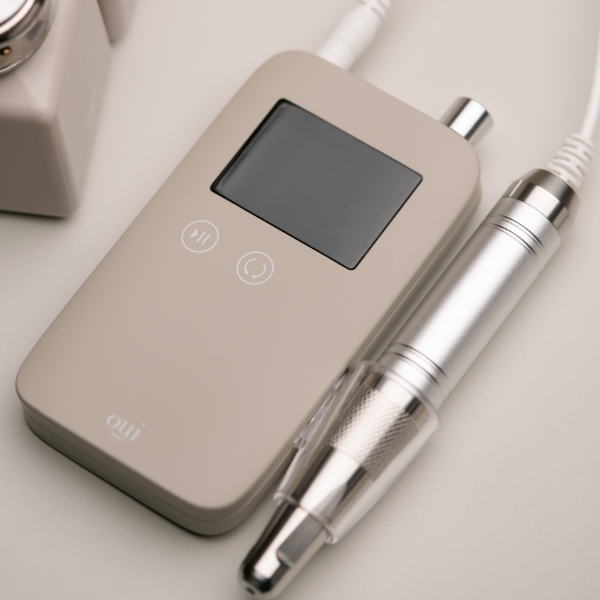 ouinails - machine｜まつ毛エクステ商材のMiss eye d'or | HISTORIC